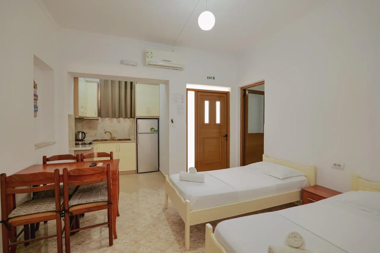 Villa Abedini Ksamil Apartament