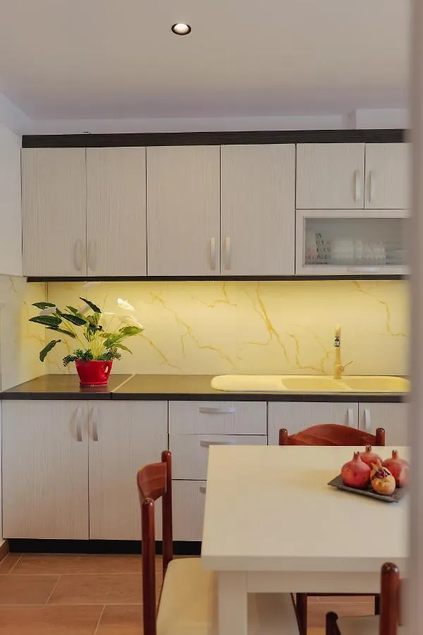 Villa Abedini Ksamil Apartman